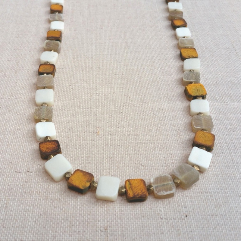 Collier / Sautoir jaune 