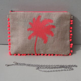 Pochette jute à pompons, palmier corail