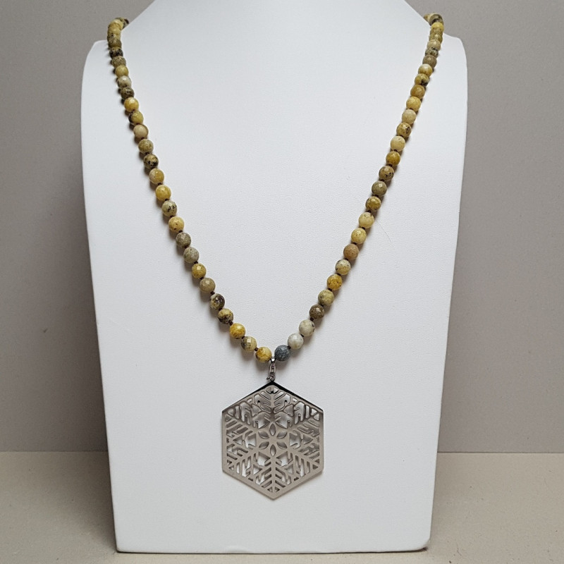Collier perles gris vert