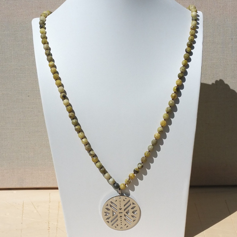 Collier perles gris vert