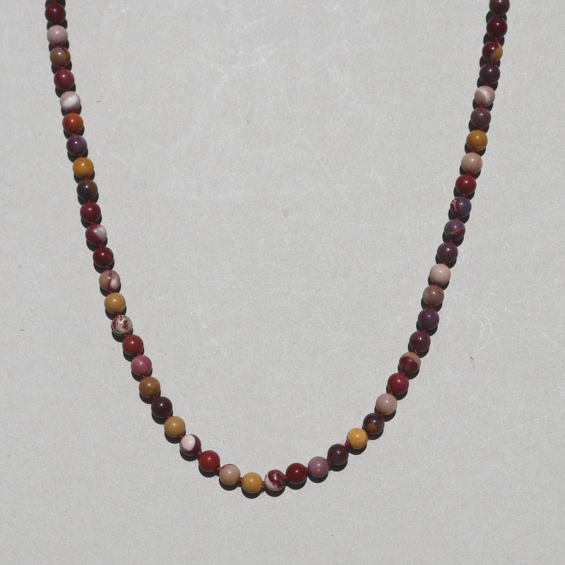 Collier perles gris beige