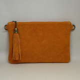 Pochette en daim à pompon, orange
