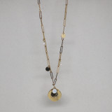 Collier maille rectangle, perles blanches