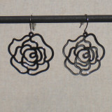 Boucle d'oreilles fleur de métal