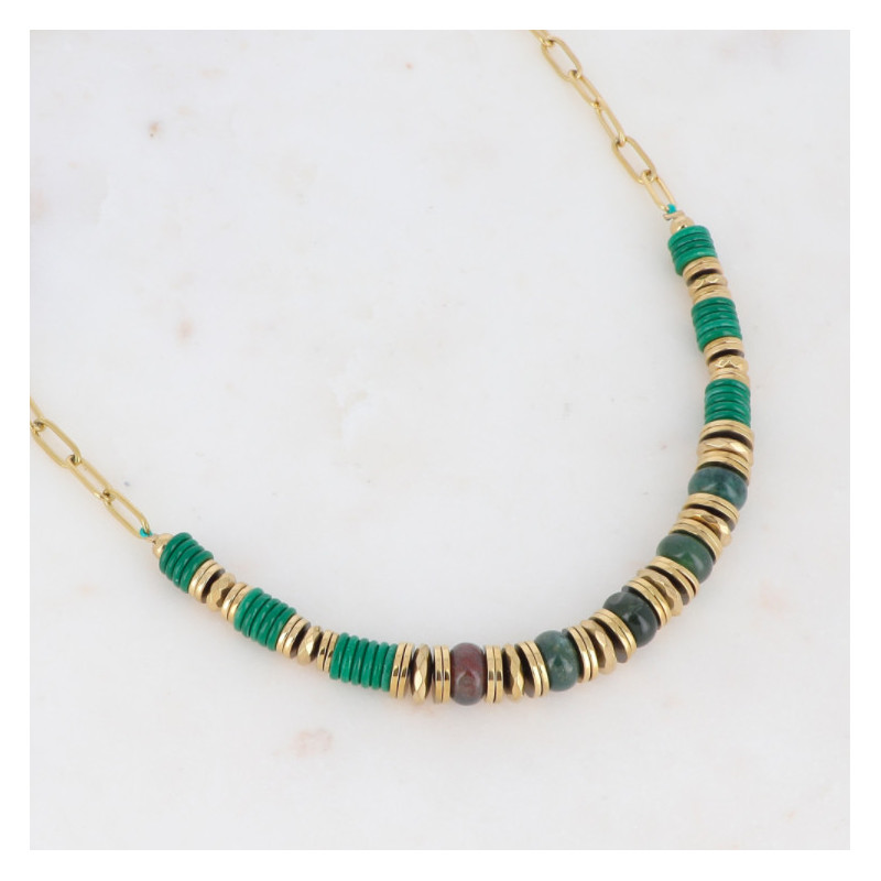 Collier tour de cou doré et Agates vertes