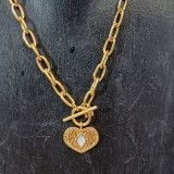Collier pendentif coeur, pierre naturelle, nacre blanche