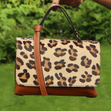 Sac à main en cuir, rabat "fauve"