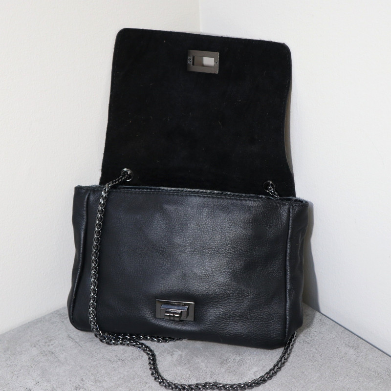 Sac en cuir, rabat fauve