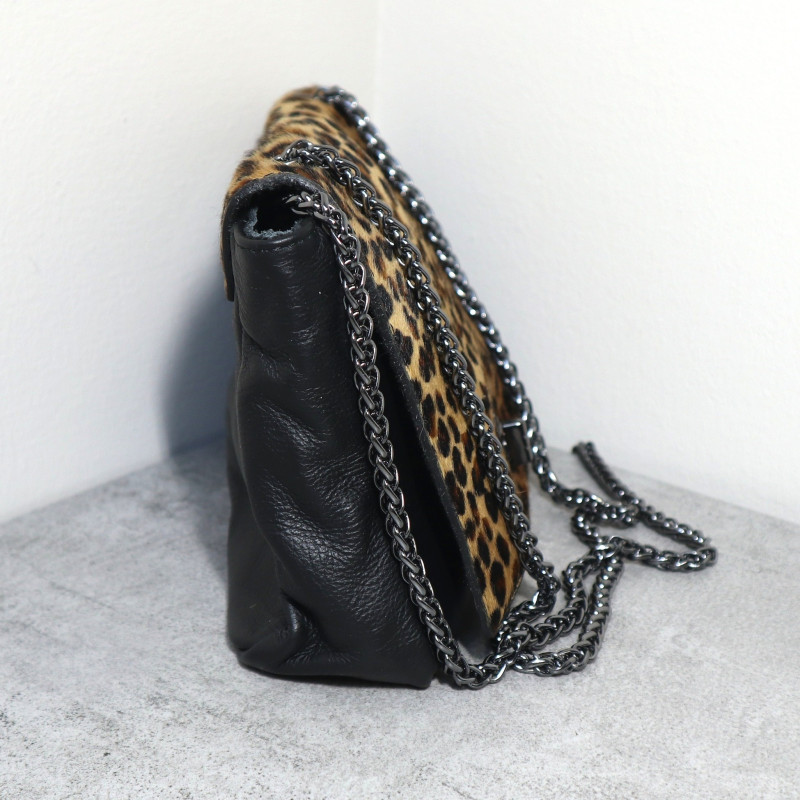 Sac en cuir, rabat fauve