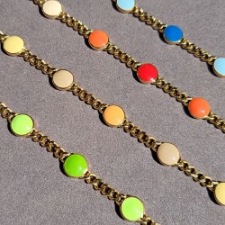 Bracelets gourmettes, pastilles couleur