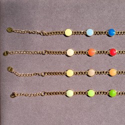 Bracelets gourmettes, pastilles couleur