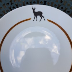 Ensemble de 8 assiettes à dessert chevreuil