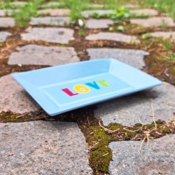 Petit plat porcelaine LOVE