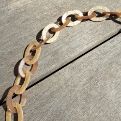 Collier grandes mailles Ecru, beige et doré