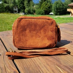 Sac bandoulière pompon en daim, caramel