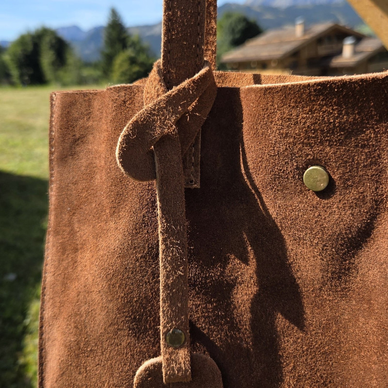 Tote bag en daim de couleur caramel
