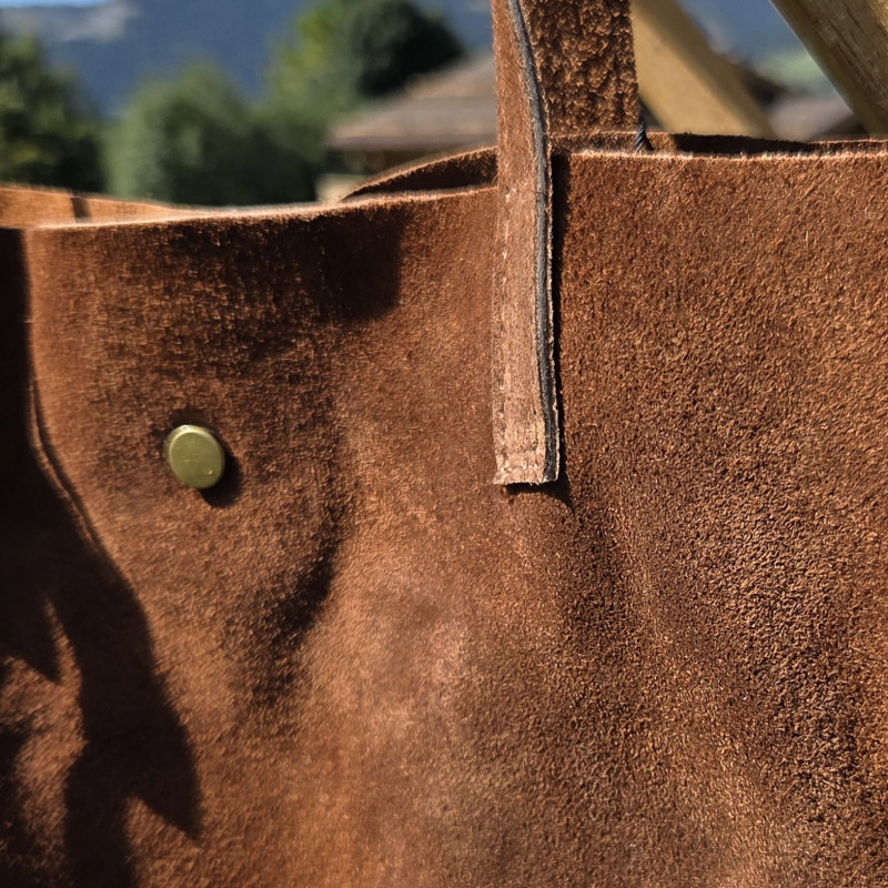 Tote bag en daim de couleur caramel