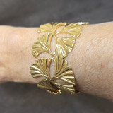 Bracelet manchette design feuilles de ginkgo