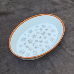Plat four en porcelaine décoré de flocons