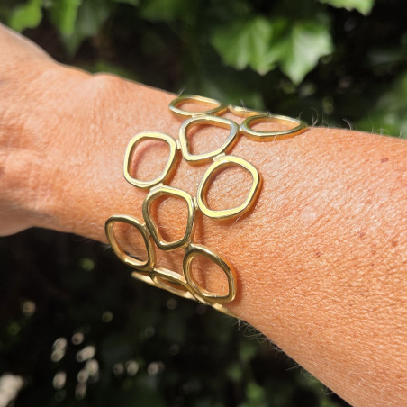 Bracelet manchette doré ajouré très élégant